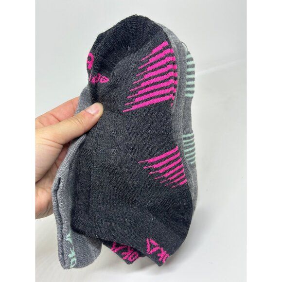 NEW Reebok No Show Socks 3-Pair Active Stripes Pink Black Gray Blue Athletic - Picture 4 of 4